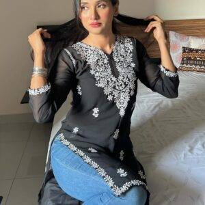 Gul Posh | Midnight Black